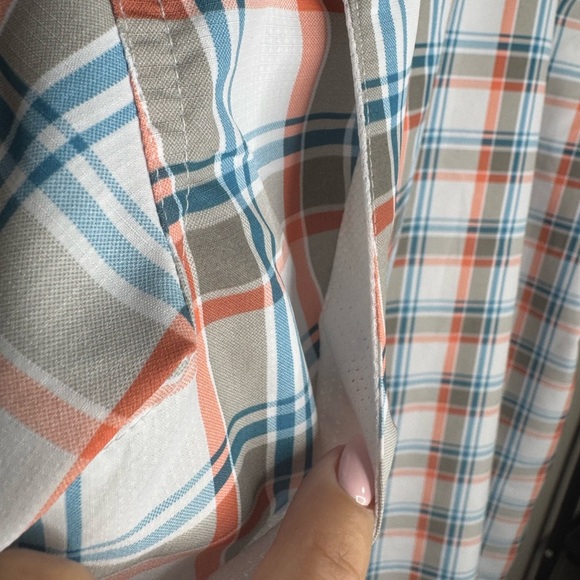 Realtree Multicolor Plaid Button Down Shirt - Picture 5 of 8
